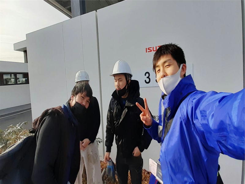 荷揚げ作業風景　東京